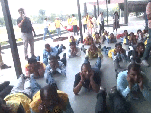 छत्तीसगढ़ के दुर्ग में होगी सिविल डिफेंस मॉक ड्रिल:दुश्मन देश का हवाई हमला हुआ तो कैसे खुद को बचाना है, इसकी होगी प्रैक्टिस