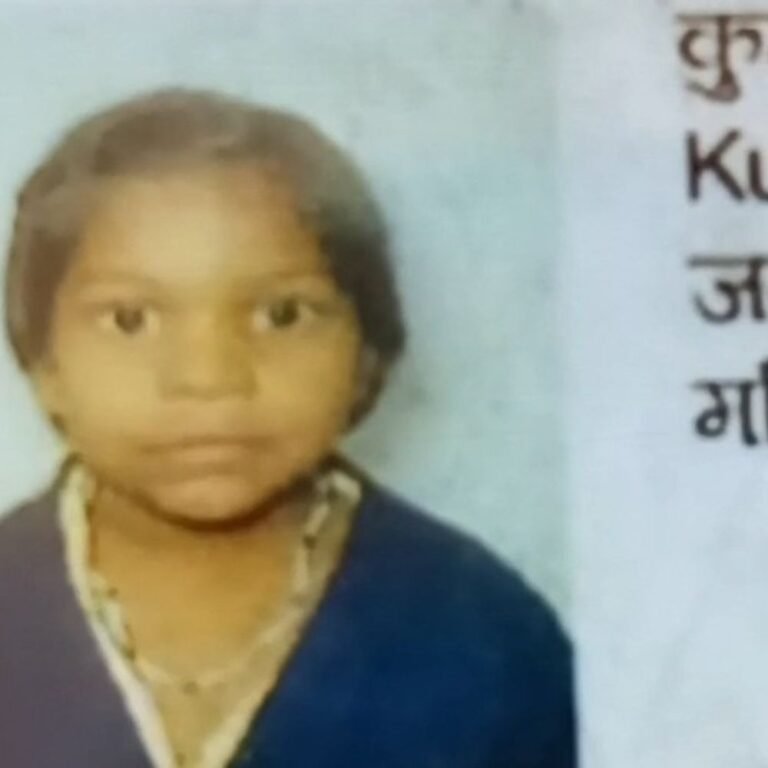 कपड़ा पहनने पर विवाद..13 साल की बच्ची ने किया सुसाइड:बड़ी बहन से झगड़ने के बाद लगाई फांसी; 17 घंटे तक घुमाता रहा अस्पताल प्रबंधन