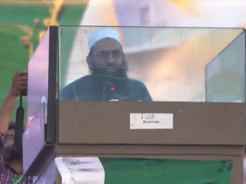 लश्कर के आतंकियों की PAK सेना के समर्थन में रैली:कराची में जमा हुए दिफा-ए-वतन काउंसिल के कट्टरपंथी; भारत को धमकी दी
