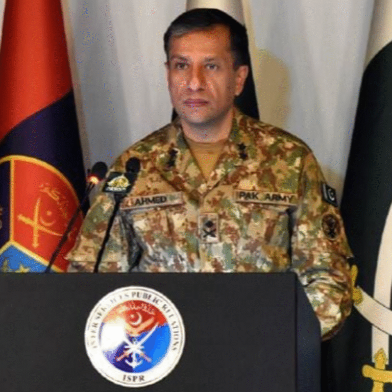 पाकिस्तानी सेना की प्रेस कॉन्फ्रेंस:दावा- भारत ने हम पर पहले हमला किया, हमने आत्मरक्षा में जवाब दिया; कल शहबाज शरीफ ने भी यही कहा था