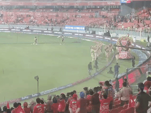 IPL के क्वालिफायर-एलिमिनेटर मुकाबलों पर तेज बारिश का साया:मौसम विभाग ने अलर्ट जारी किया; मुल्लांपुर स्टेडियम में लगातार 2 मैच खेले जाने हैं