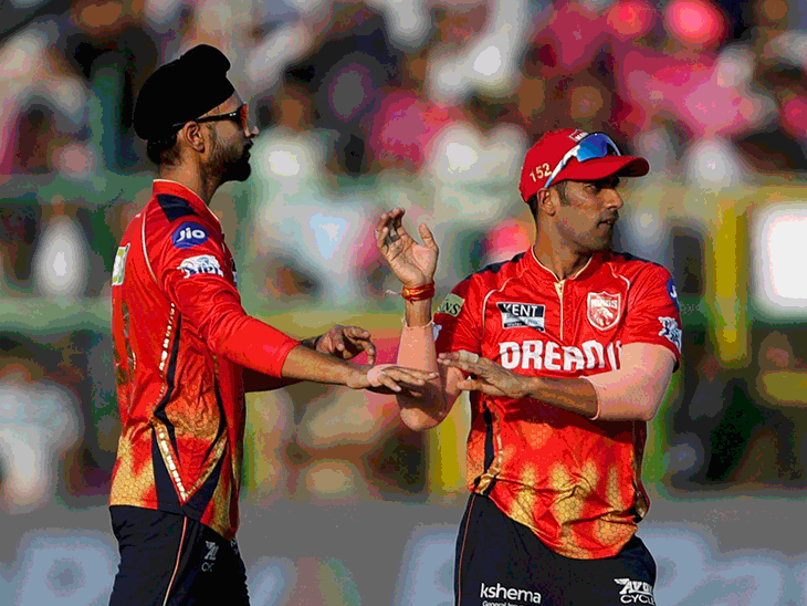 राजस्थान ने अपना हाईएस्ट पावरप्ले स्कोर बनाया:श्रेयस की जगह शशांक ने कप्तानी की, इंडियन आर्म फोर्स के सम्मान में राष्ट्रगान बजा; मोमेंट्स-रिकॉर्ड्स