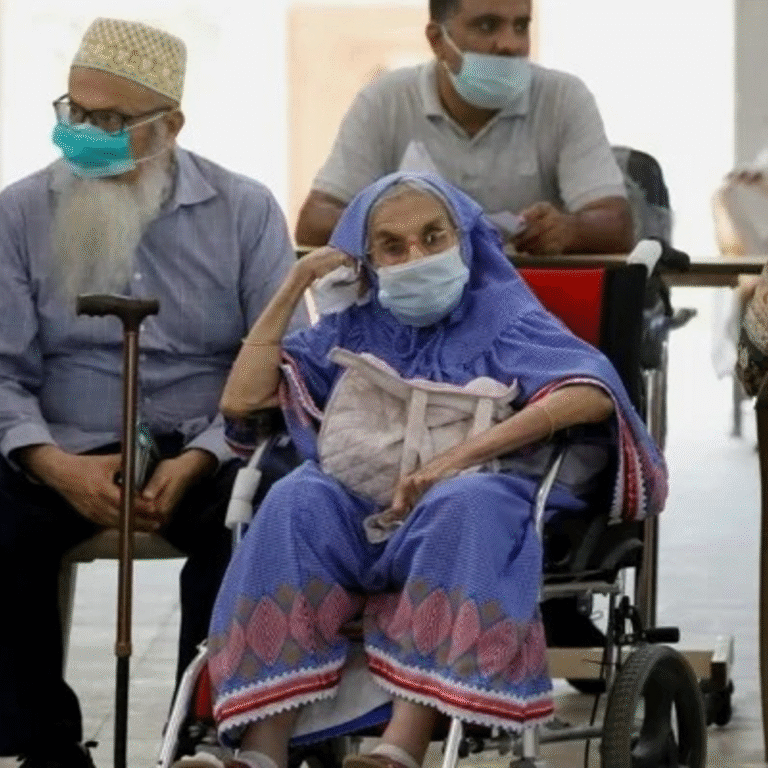 पाकिस्तान में कोरोना से एक हफ्ते में 4 मौतें:हर दिन 8-10 पॉजिटिव केस; भारत में अब तक कोरोना के 257 नए मामले