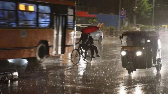 Weather Of MP: मध्य प्रदेश में 18 जून तक दस्तक देगा मानसून... शनिवार को भोपाल, इंदौर सहित 12 जिलों में बारिश के आसार