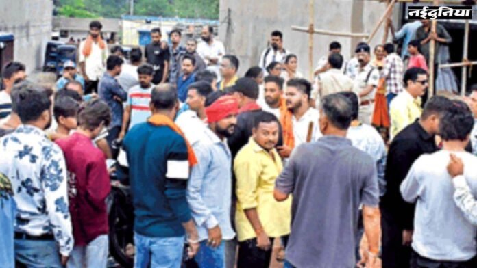 Raipur Illeagal Conversion: बजरंग दल के कार्यकर्ताओं ने रुकवाया अवैध मतांतरण, पास्टर गिरफ्तार