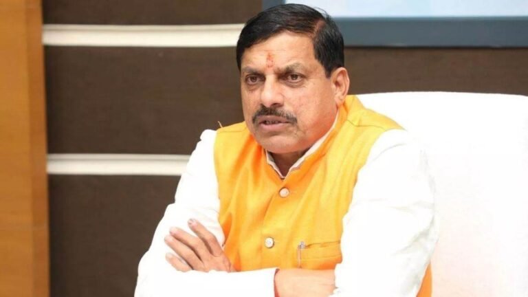 सीएम मोहन यादव ने 90 डिग्री ROB को लेकर की कार्रवाई; कुल 7 हुए सस्पेंड, निर्माण कंपनी और डिजाइन कंसल्टेंट ब्लैक लिस्ट