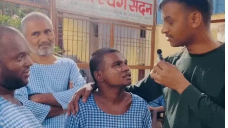 VIDEO: डीएसपी का वीडियो देख, बिछड़े बेटे को लेने चित्रकूट से ग्वालियर पहुंचा परिवार