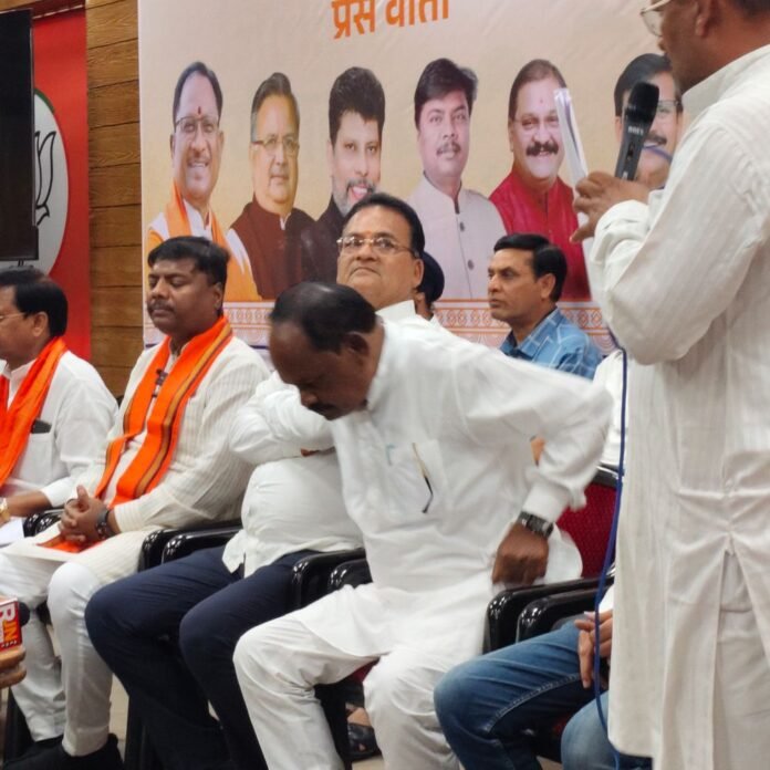 PM मोदी के 11 साल, मंत्री कश्यप ने गिनाई उपलब्धियां:कहा-छत्तीसगढ़ में किसानों को बोनस, 18 लाख को मिला पीएम आवास और भ्रष्टाचार पर लगाम