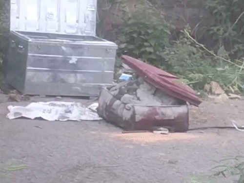 रायपुर में सूटकेस में मिली युवक की लाश:सीमेंट भरकर ढका फिर बड़ी पेटी में डाला, दोनों पैर बंधे थे; इंद्रप्रस्थ कॉलोनी की घटना