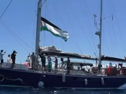 रोक के बावजूद ग्रेटा थनबर्ग गाजा के लिए निकलीं:राहत सामग्री लेकर जहाज से ईद पर पहुंचेंगी; इजराइली सेना गिरफ्तार कर सकती है