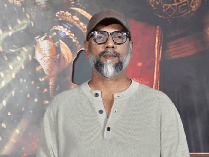 'छावा' के डायरेक्टर ने दी 800 करोड़ की ब्लॉकबस्टर फिल्म:लेकिन 6 साल की उम्र में बेचे अंडे, कभी टॉयलेट किए साफ और धोई कार
