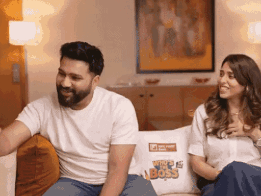 रोहित शर्मा ने हरभजन सिंह को अपनी लव स्टोरी बताई:बोले-6 साल रितिका से दोस्ती, पिच पर प्रपोज किया, आई लव यू नहीं बोल पाया