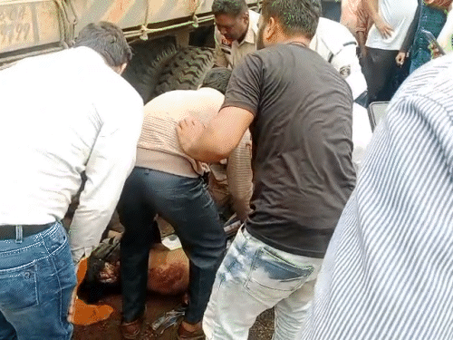 हादसे में 2 मौतें, क्योंकि ब्रेकर गलत ढंग से बनाए:SSP बोले- सड़क बनाने वाली कंपनी पर दर्ज हो हत्या का केस, नोटिस जारी