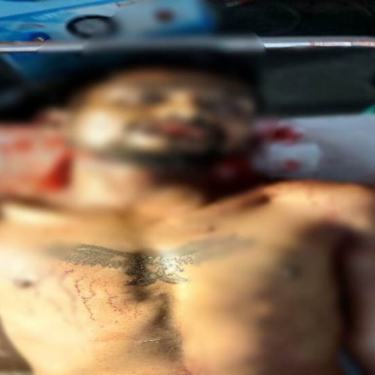 कांकेर में युवक की चाकू मारकर हत्या:गर्दन पर किए कई वार, जख्मी हालत में सड़क पर तड़पता रहा, नाबालिग समेत 2 हिरासत में