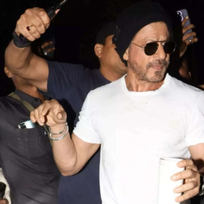 शाहरुख खान को किंग के सेट पर नहीं लगी चोट:करीबी सूत्र बोले- खबरें अफवाह, ममता बनर्जी ने कहा था- भाई शाहरुख के लिए चिंतित हूं