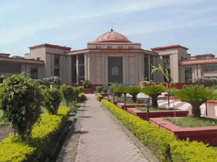 सौम्या-सूर्यकांत कर सकेंगे अपनी संपत्ति का इस्तेमाल:कोयला घोटाला केस में हाईकोर्ट बोला- अटैच प्रॉपर्टी पर ED का अधिकार नहीं, 10 याचिकाएं खारिज