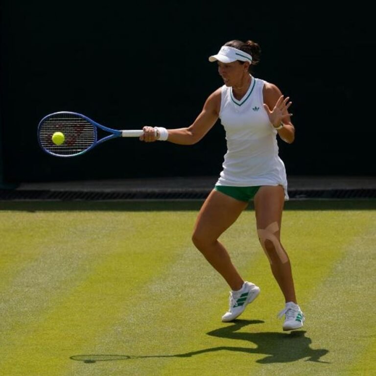 जेसिका पेगुला विम्बलडन के पहले राउंड से बाहर:इटली की कोकियारेटो ने सीधे सेटों में हराया, डिफेंडिंग चैंपियन अल्काराज की जीत से शुरुआत