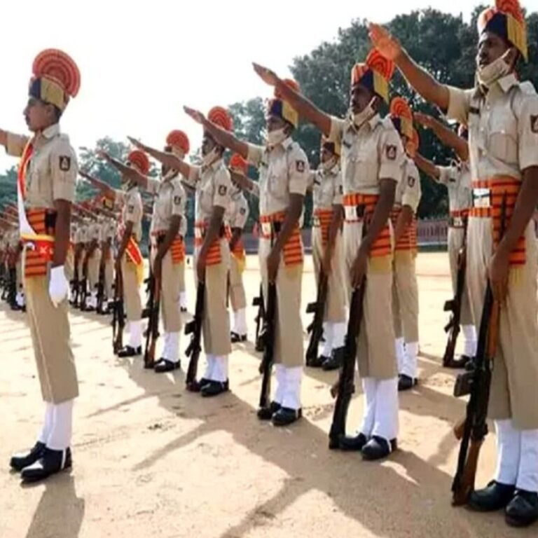 छत्तीसगढ़ के 11 पुलिसकर्मियों को मिलेगा गैलेंट्री अवॉर्ड:रायपुर से भुनेश्वर साहू का नाम; दरभा में नक्सली हमले के बीच टीम को बचाया था