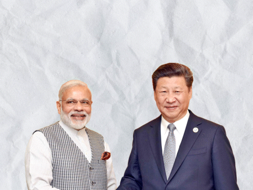 मोदी के चीन दौरे पर वर्ल्ड मीडिया:CNN ने लिखा- मोदी को रेड कार्पेट वेलकम मिला; NYT ने कहा- ट्रम्प से नाराज जिनपिंग ताकत दिखा रहे