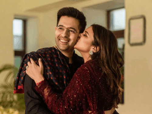 अंबाला की बॉलीवुड एक्ट्रेस परिणीति चोपड़ा मां बनेंगी:सोशल मीडिया पर लिखा- 1+1=3; पंजाब के राज्यसभा सांसद राघव चड्ढा से शादी हुई