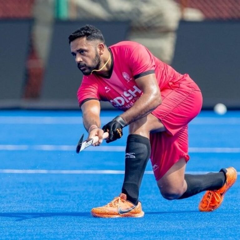 हॉकी एशिया कप में भारत-जापान मैच:इंडिया 1-0 से आगे, मंदीप ने तीसरे मिनट में दागा पहला गोल; यामोतो को ग्रीन कार्ड