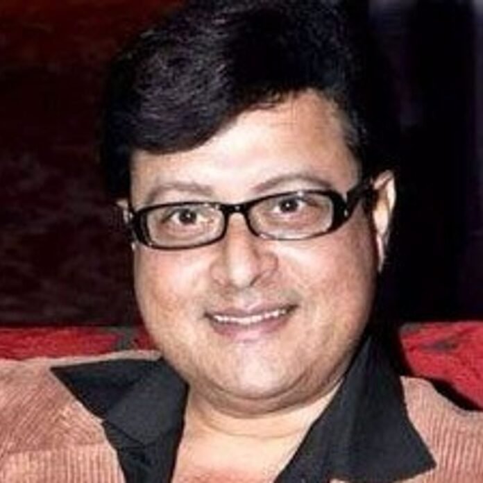 ‘शोले सिर्फ फिल्म नहीं, मेरी पाठशाला थी’:सचिन पिलगांवकर बोले- जमीन पर बैठकर रमेश सिप्पी को ऑब्जर्व करता था, अब तक 23 फिल्में बना चुका हूं