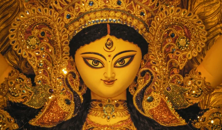Durga Ashtami 2025: महाअष्टमी पर बन रहे अद्भुत योग, मिलेगा मां दुर्गा का विशेष आशीर्वाद और धन लाभ