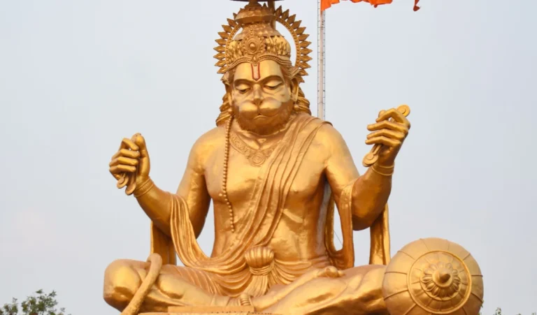 शनिवार को करें सुंदरकांड पाठ, हनुमान जी दूर करेंगे हर संकट, बरसाएंगे असीम कृपा