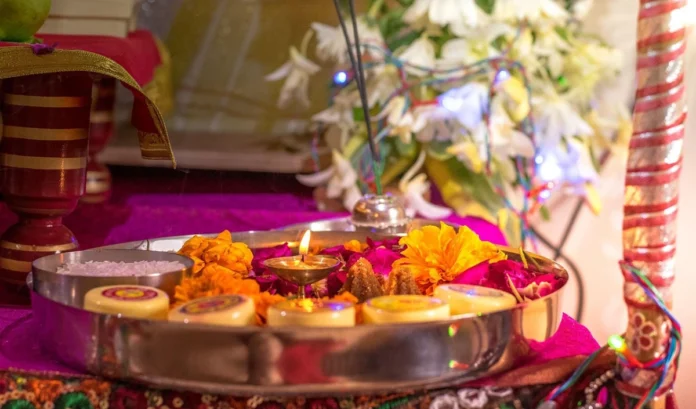 Jitiya Vrat 2025: क्यों रखा जाता है जितिया व्रत, किस देवता की पूजा होती है? जानें इसका महत्व