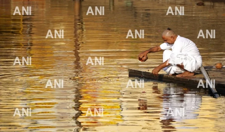 Pitru Paksha 2025:  बिहार में स्थित है एक अनोखा मंदिर, यहां लोग खुद करते हैं अपना श्राद्ध