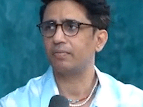 शाहरुख के मन्नत जाकर असहज हो गए थे गुलशन देवैया:बोले- वहां सिर्फ बड़ी हस्तियां मौजूद थीं, मुझे लगा मैं वहां से बिलॉन्ग नहीं करता