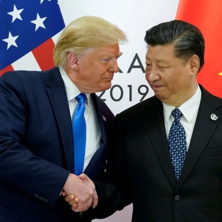 ट्रम्प बोले- चीन को 155% तक टैरिफ देना पड़ेगा:1 नवंबर तक समझौता करने के लिए कहा; जल्द चीनी राष्ट्रपति से मुलाकात करेंगे