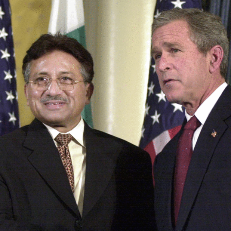 पाकिस्तान ने अमेरिका को सौंप दिए थे परमाणु हथियार:खुफिया एजेंसी CIA के पूर्व अफसर बोले- हमने मुशर्रफ को खरीद लिया था