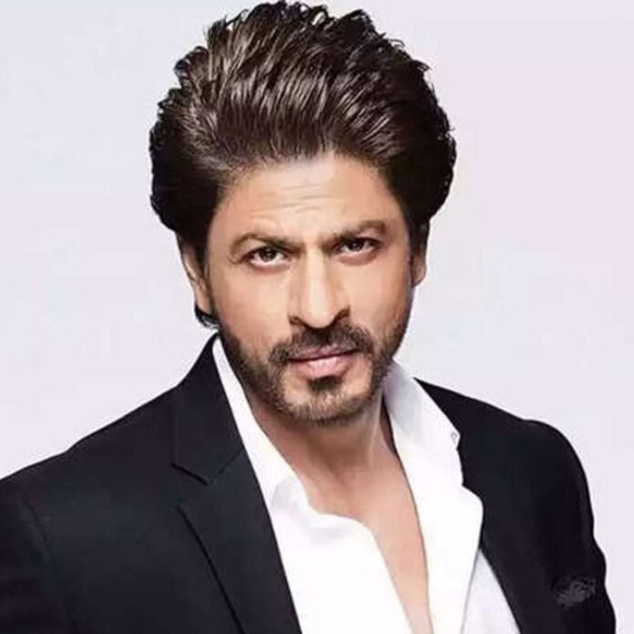 प्रोड्यूसर पर भड़कर शाहरुख ने कहा- सैफ कौन?:गुस्से में शूटिंग छोड़कर चले गए, अजीज मिर्जा और जूही चावला ने बिगड़ते हालात संभाले