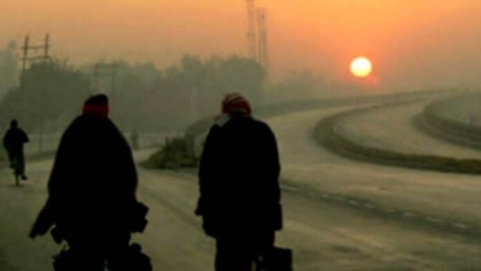 Cold Wave in MP: भोपाल और इंदौर पांच दिन से शीतलहर की चपेट में, तीन-चार दिन तक ऐसा ही बना रहेगा मौसम