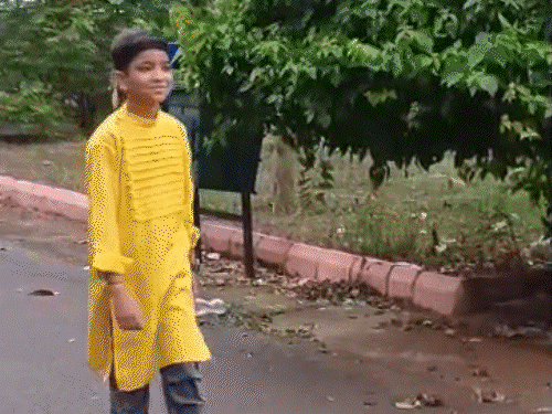 105 दिन वेटिंलेटर पर थी दीक्षिता...अब कराटे चैंपियन:बोली- कार्डियोलॉजिस्ट बनकर करूंगी इलाज, PM को कविता सुनाएंगे कर्तव्य, आज मोदी करेंगे दिल की बात