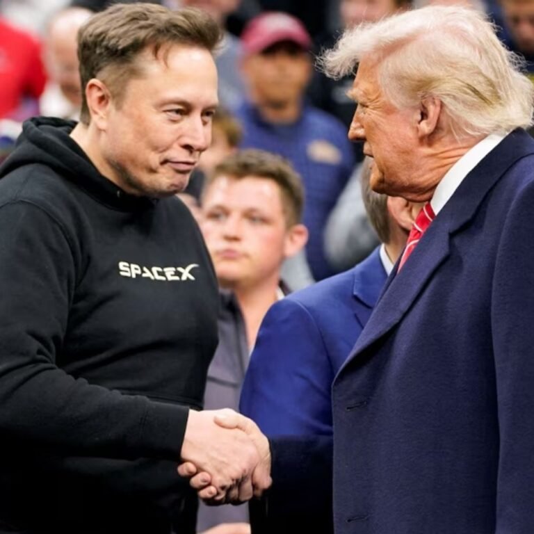 मस्क 6 महीने में ट्रम्प कैंप में लौटे:नई पार्टी बनाने का प्लान रद्द, ट्रम्प के साथ डिनर में शामिल हुए, चुनावी फंडिंग भी करेंगे
