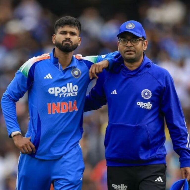 श्रेयस अय्यर हॉस्पिटल से डिस्चार्ज, रिकवरी तक सिडनी में रहेंगे:फिट होने पर भारत लौटेंगे; ऑस्ट्रेलिया के खिलाफ तीसरे वनडे में चोटिल हुए थे