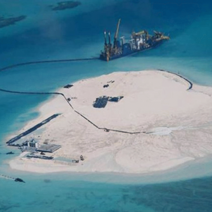 पहली बार समंदर में आर्टिफिशियल आइलैंड बना रहा पाकिस्तान:यहां तेल के 25 कुएं खोदे जाएंगे; ट्रम्प के समर्थन के बाद उठाया कदम