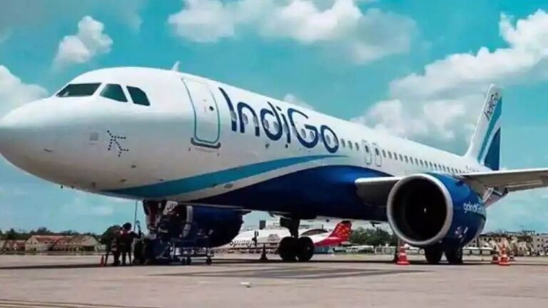 IndiGo Flight Cancellation: एयरलाइंस क्रू समस्या से मध्य प्रदेश के यात्री पेरशान, शुक्रवार को रद हुई 65 उड़ाने