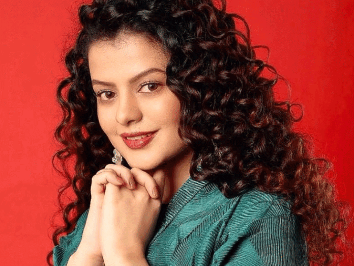 ‘दोनों फैमिली इस समय बहुत मुश्किल दौर में हैं’:पलक मुछाल ने बताया पलाश–स्मृति की शादी पोस्टपोन होने के बाद परिवार किस हाल में है