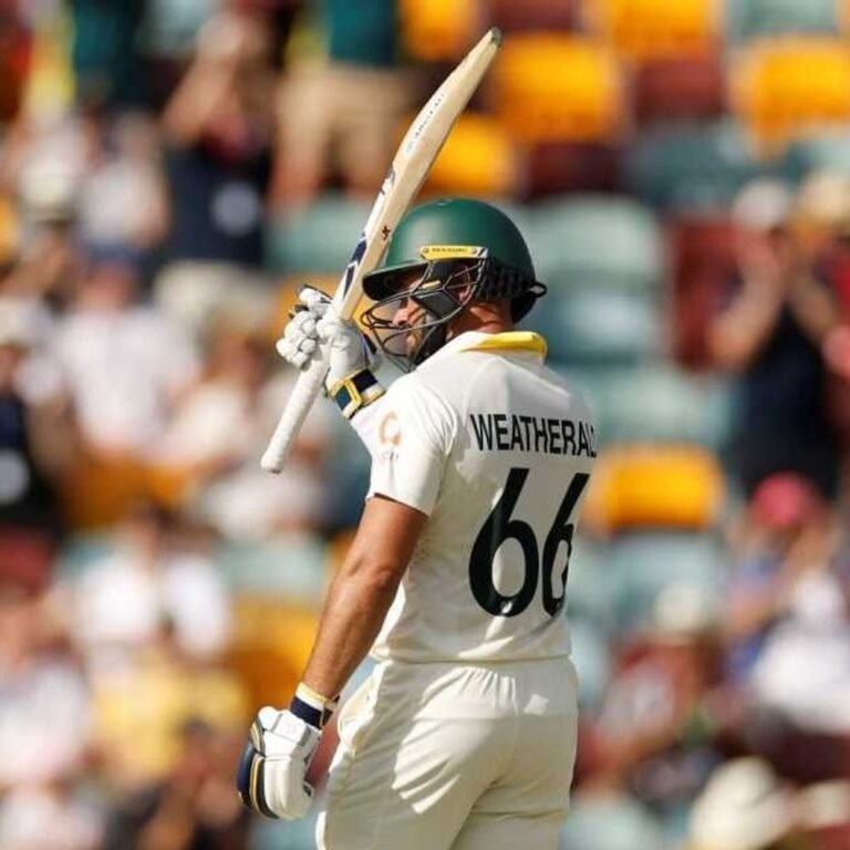 एशेज डे-नाइट टेस्ट में ऑस्ट्रेलिया की पकड़ मजबूत:44 रन की बढ़त ली, 3 बैटर्स की फिफ्टी; दूसरे दिन 378/6 का स्कोर बनाया