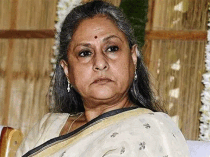 पैपराजी को मीडिया नहीं मानतीं जया बच्चन:भूतनाथ डायरेक्टर ने बताया घातक, पैप्स बोले- हमें बुलाया जाता है, फिर भी बुरा बर्ताव