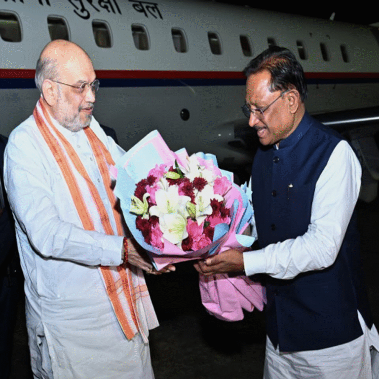 केंद्रीय गृह मंत्री अमित शाह रायपुर पहुंचे:कल बीजेपी नेताओं के साथ करेंगे बैठक, बस्तर ओलंपिक के समापन में होंगे शामिल