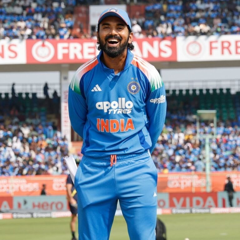 IND-SA मैच; अर्शदीप सिंह ने पहले ओवर में विकेट दिलाया:अफ्रीकी ओपनर रायन रिकेल्टन जीरो पर आउट, भारत 20 वनडे बाद टॉस जीता, गेंदबाजी कर रहा