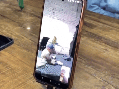 सिद्धू मूसेवाला के पिता ने की पाकिस्तानी फैन से बात:बोला- दुनिया में आना सिद्ध हो गया; डेढ़ साल से कर रहा था कोशिश