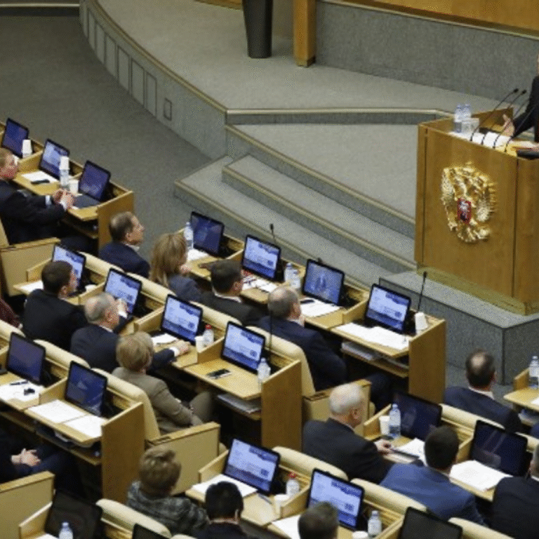 रूसी संसद में भारत से रक्षा समझौते पर वोटिंग आज:पुतिन के दौरे से पहले मंजूरी मिलेगी; एक-दूसरे के सैन्य ठिकानों का इस्तेमाल कर सकेंगे