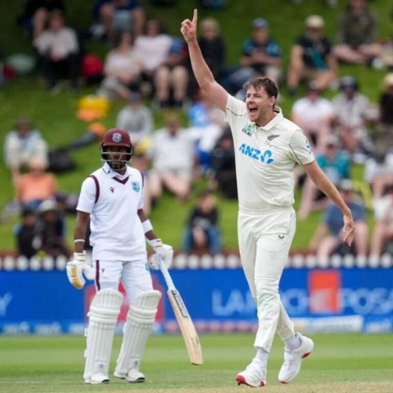 न्यूजीलैंड ने दूसरा टेस्ट 9 विकेट से जीता:वेस्टइंडीज के खिलाफ सीरीज में 1-0 की बढ़त बनाई; डफी ने मैच में 6 विकेट लिए