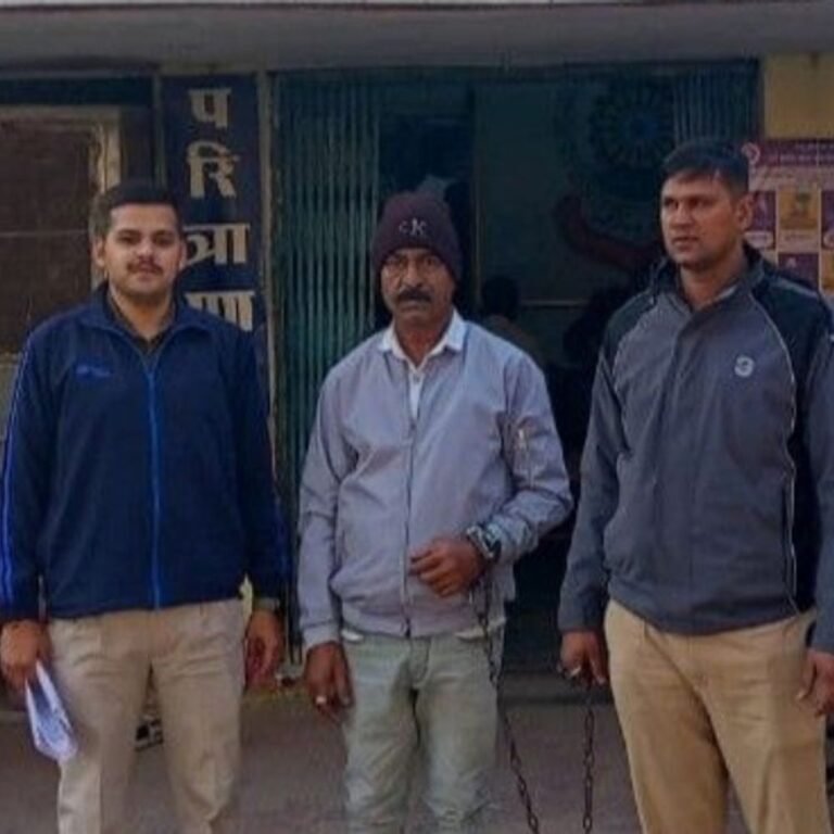 गुजरात के लुटेरे दूल्हे को छत्तीसगढ़ पुलिस ने पकड़ा:कुंवारा हूं कहकर 4 शादियां की; टीचर के 44 लाख कैश-जेवर, मोबाइल लेकर भागा था