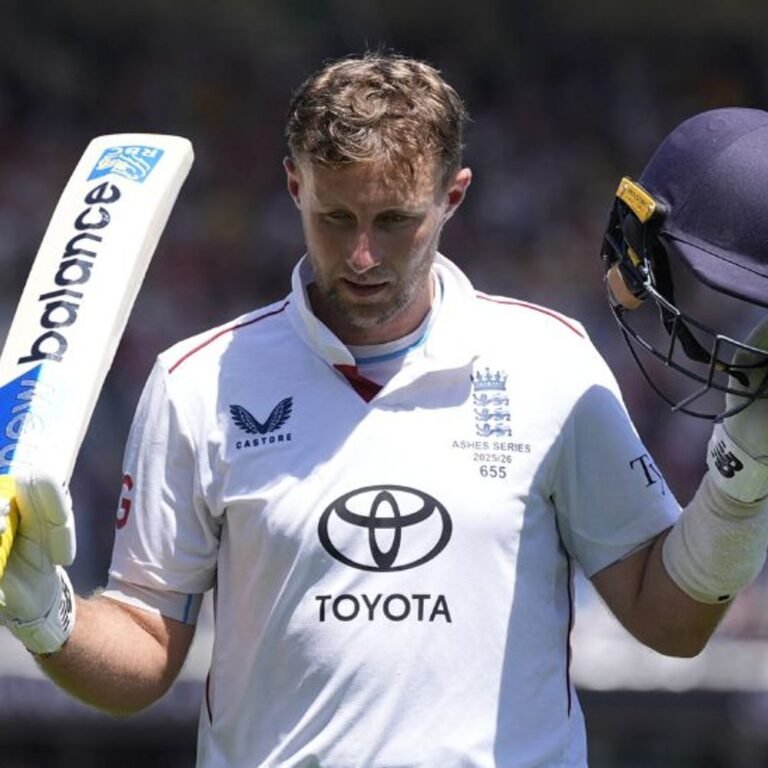 एशेज- सिडनी टेस्ट में जो रूट का 41वां शतक:पोंटिंग की बराबरी, तेंदुलकर और कैलिस ही आगे; इंग्लैंड 384 रन पर ऑलआउट